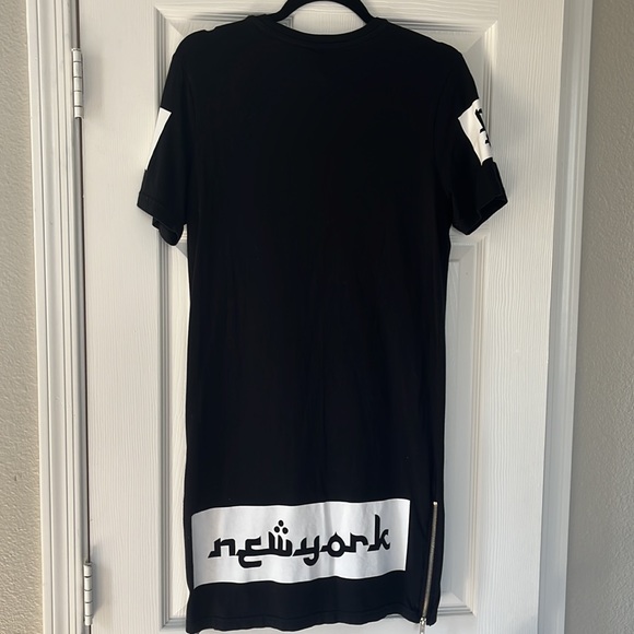 Dress - Picture 6 of 10